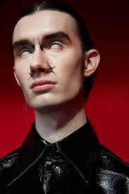 Red Pill — Martina Derosa