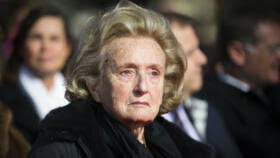 Bernardette Chirac rentre chez elle, Jacques Chirac toujours hospitalisé