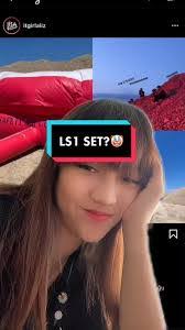 Lisa Scheer's Instagram, Twitter & Facebook