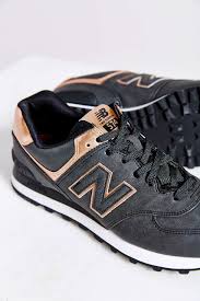 Pin By Tanja Klees On Style Metallic Sneakers Sneakers Running Sneakers