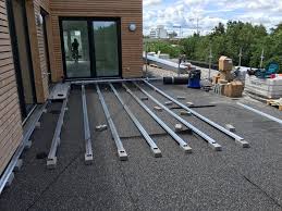 Ideengalerie Inspiration Fur Ihre Gartengestaltung Terassen In 2019 Dachterrasse Wintergarten Betonplatten Und Uberdachung Terrasse