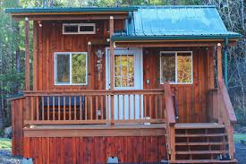 Forks washington vacation rental cabins on the sol duc river let the river's song relax all your cares away. Sol Duc Den East A Tiny Cabin With Big Adventures Cabins For Rent In Forks Washington United States