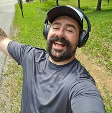 So I'm narrowing down what I'm shooting for in a system. I'm basically just  wanting a grid tied system that I can add batteries to later. What brand do  you guys recommend