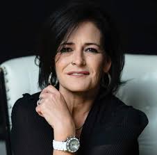 Profile for Debbie at The Wild Hare Salon