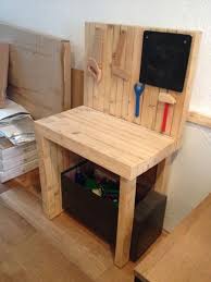 Magnifique établi en bois hape, pour le bonheur des petits bricoleurs ! Etabli Pour Jeunes Menuisiers Par Tetart Etabli Bois Etabli Bois Enfant Etabli Enfant