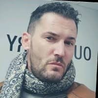 40+ perfiles de «David Dauphin»