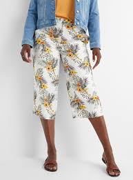 Le Capri Large Pur Lin Contemporaine Magasinez Des Pantacourts Pour Femme En Ligne Au Canada Simons