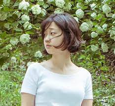 도마의 멤버인 거누(김건우)는 20일 인스타그램에 글을 올려 19일 도마의 멤버 김도마(김수아) 누나가 세상을 떠났다고 알렸다. Oppjoubia2sn M