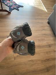 Women's size 9 Columbia hiking shoes in like new condition I've many  listings for sale, willing to bundle (:
