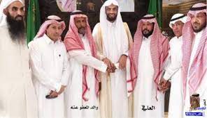 في أجمل صور العفو والصفح رجل سعودي يعفو عن قاتل ابنه مقابل بناء جامع وإطلاق عشرة مساجين معسرين كتب الله أجره وجزاه الله خير الجزاء أنس القاسم