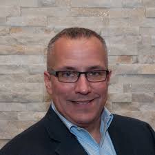 Ed Medeiros (@EdwardCmed)