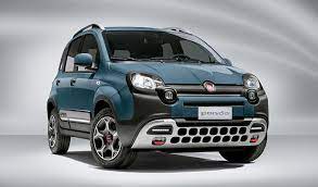 It features stylish new 15 wheel rims, double red tow hook below the bumper grille, chrome paintwork. Fiat Panda Cross Kompakt Suv