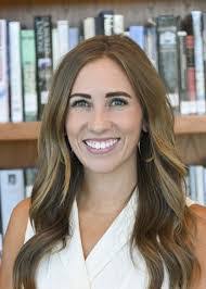 Carrie Anthony's Instagram, Twitter & Facebook