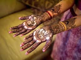 Looking for henna tattoo ideas? 1001 Ideen Wie Sie Ein Henna Tattoo Selber Machen