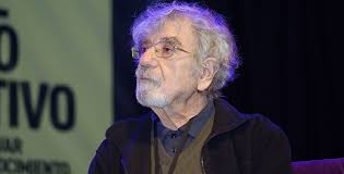 El conversar es un modo particular de vivir juntos en coordinaciones del hacer y el emocionar. Historia Y Biografia De Humberto Maturana