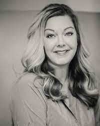 Sidney Carver's Instagram, Twitter & Facebook