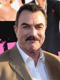 Tell you, pretty baby You love to mess me 'roun' I'm gonna give you lovin',  baby Gonna move you outta town Bring it