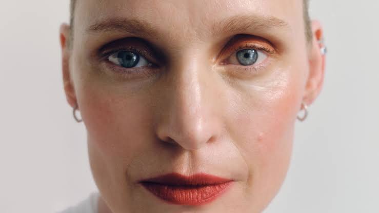 11 Best Blushes for Mature Skin 2024, According to Makeup Artists | Allure