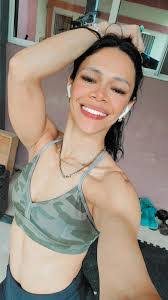 Maria Ferrufino's Instagram, Twitter & Facebook