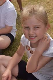 Hi there, I am at my wits end with our daughters hair. It doesn't matter  what products I'm using it never looks healthy. Just full of frizz and dry  Any tips? It