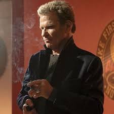 Elisabeth shue news, gossip, photos of elisabeth shue, biography, elisabeth shue boyfriend list elisabeth shue is a 57 year old american actress. Martin Kove Wants Elisabeth Shue Back For Cobra Kai Season 3 Afterbuzz Tv Network