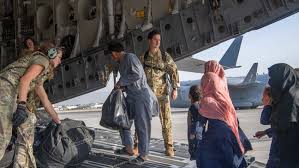 Death toll rises after multiple explosions reported in kabul Stqieg69yfgham