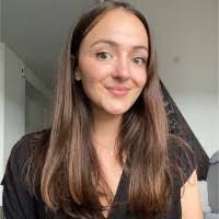 Karen Pieroni's Instagram, Twitter & Facebook