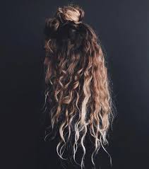 Cute Curly Hairstyles Long Hairstyle For Curly Hair Curly Hair Longhairstyles Easy Hairstyles For Long Hair Long Hair Styles Curly Hair Styles Naturally