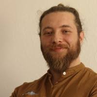 600+ "Simone ..." profiles