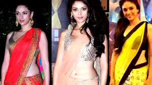 We just stumbled up on the instagram page of ruchira jadhav and gathered some her gorgeos photos in saree and traditional attire showing her beauty and navel. Aditi Rao Hydari Bollywood Event Sexy Saree Navel Show Indiancelebblog Com