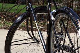 The raleigh bicycle company is a british bicycle manufacturer based in nottingham, england and founded by woodhead and angois in 1885. Raleigh Sports English 3 Speed Bicycle