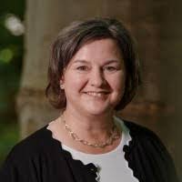 Estelle Barton's Instagram, Twitter & Facebook