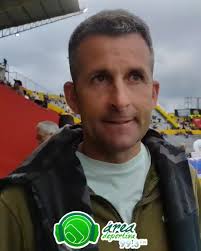 🚨 Atención| Igor Oca presente en el duelo de Aucas vs Barcelona y habla  sobre el partido de su equipo la Universidad Católica frente al Deportivo  Cuenca. , #ÁreaDeportiva #LaTop.