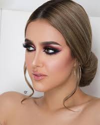 جلستي اليوم مع احلى قروب الحقو ع السناب قبل لا يروح Haneen Studio Mouna Hairstylist Hudasoh Girl Eye Makeup Makeup For Green Eyes Kim Kardashian Hair