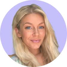 Devon Davies's Instagram, Twitter & Facebook