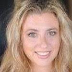 Kirsten Cooley's Instagram, Twitter & Facebook