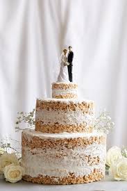 How To Make A Gorgeous Wedding Cake Entirely Of Rice Krispies Yes Really Recipe Rice Krispies Wedding Cake Alternatives Wedding Cakes