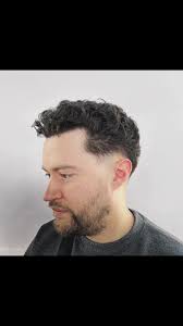 Amazing low fade by @alovesupremeloveconquersall 🙌 Book your next haircut  with this talented dude! 🤠 #blackriverbarbershop✂️🖤✂️ #chicago  #chicagobarber #barbershop #lowfade