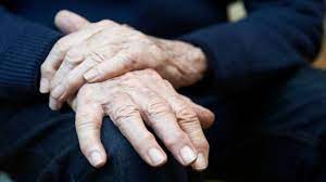¿qué es un temblor esencial (te para los amigos)? Parkinson 4 Sintomas Que Indican Que Tienes Mas Probabilidades De Padecer La Enfermedad Bbc News Mundo