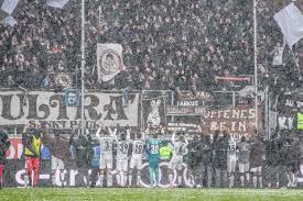 Pauli ☠ hier gibt's die aktuellsten news und infos zum verein und unseren kiezkickern! Effigies Hooligans And Violence The Madness Of Hsv V St Pauli And The Hamburg Derby Football Thesportsman