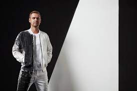 Armin van buuren has launched several 'armin only' world tours throughout the years, including the ones based on his albums ('imagine' in 2008, 'mirage' in 2010, 'intense' in 2013 and 'embrace' in. Armin Van Buuren Drops Massive Remix Compilation Of His Greatest Hits Edm Com The Latest Electronic Dance Music News Reviews Artists