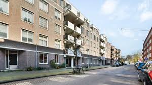 'de weg' van frank lammers en the kessels avalanche band is de titelsong voor de film j.kessels en een bewerking van de. Jumbo Gezicht Frank Lammers Koopt Met Opbrengst Commercials Luxe Appartement Zie Foto S Bekende Buren