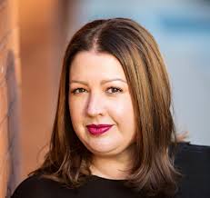 Victoria Reis's Instagram, Twitter & Facebook