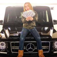 A strange message was posted to lil tay's instagram story yesterday and it's left fans really worried. Who Is Lil Tay What Is The Instagram Star S Net Worth Who Are Her Parents And Is Her Brother Rycie Actually Behind Her Videos
