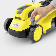 Good for medium lawn mowing task. Karcher Lmo 18 33 Battery Powered Lawn Mower Battery Set Karcher Center Jhs