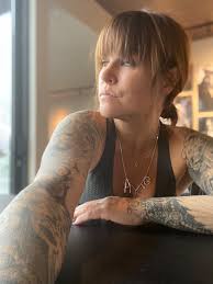 Watch trailers & learn more. Mia Skaringer Mias Tal Pa Gapf Galan 2020 Om Jag Vore Facebook