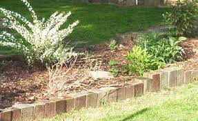 Blog An Na Haus Und Gartenblog Mit Alten Baustoffen Kreativ Gestalten Gartenprojekte Bettumrandung Beeteinfassung