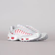 The original tailwind proved so successful that nike didn't even feel a need to update the runner for more than a decade. Nike Air Max Tailwind Iv Aq2567 400 Shelta