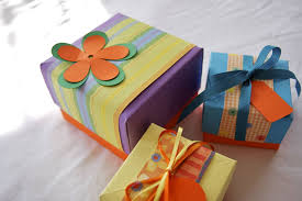 Free printable bracelet gift boxes ~ this gift box. Diy Decorated Gift Boxes Novocom Top
