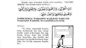 Seperti kita ketahui bacaan sholat banyak yang berisikan doa, karena arti sholat sendiri adalah doa, dan salah satunya adalah bacaan ketika kita duduk di antara dua sujud. Bacaan Duduk Di Antara Dua Sujud Saat Sholat Lengkap Tulisan Arab Latin Arti Serta Hikmah Doanya Sriwijaya Post